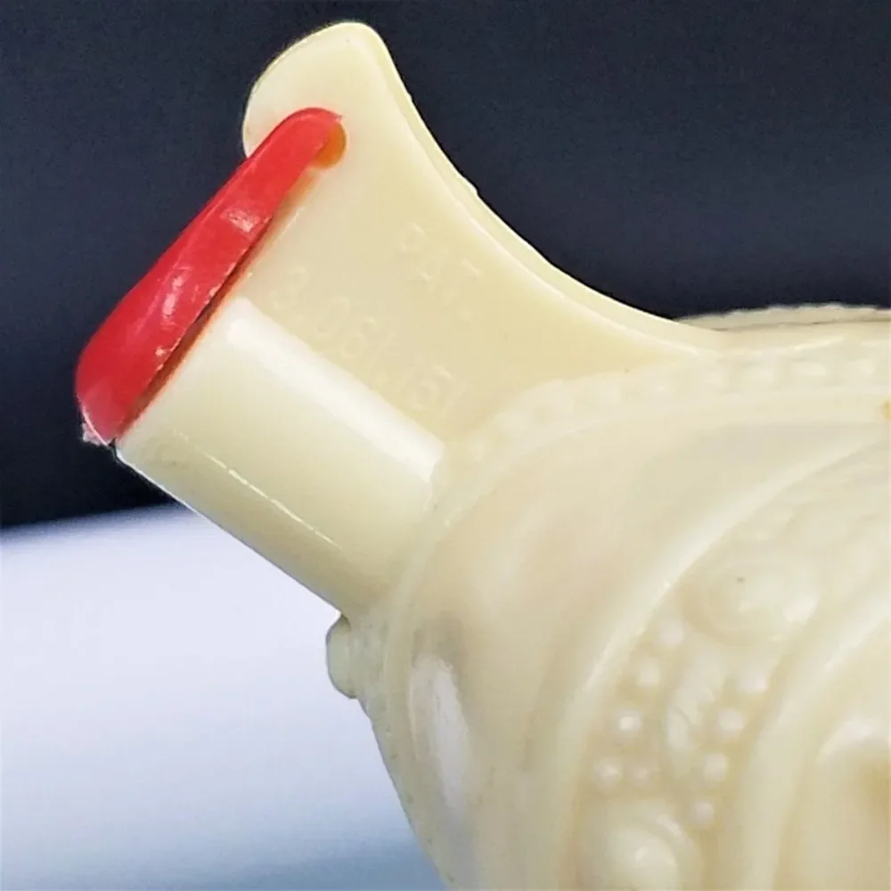 Seagrams 7 Crown Whiskey Bottle Pour Spout